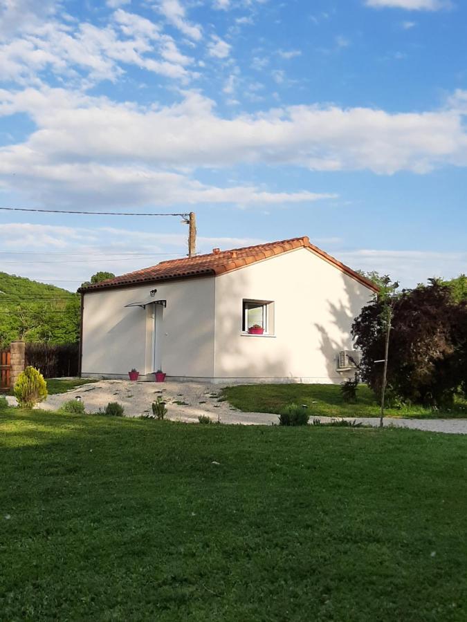 Petite Maison De Campagne Calamane Exterior photo